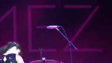 Off The Chain - Selena Gomez - LIVE AT LA COUNTY FAIR! 9-18-10 [HD] 467