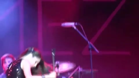Off The Chain - Selena Gomez - LIVE AT LA COUNTY FAIR! 9-18-10 [HD] 469