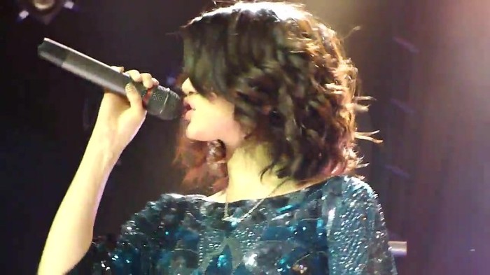 Selena Gomez Naturally Live - House of Blues HD 074