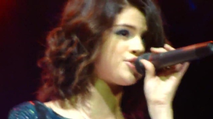 Selena Gomez Naturally Live - House of Blues HD 222