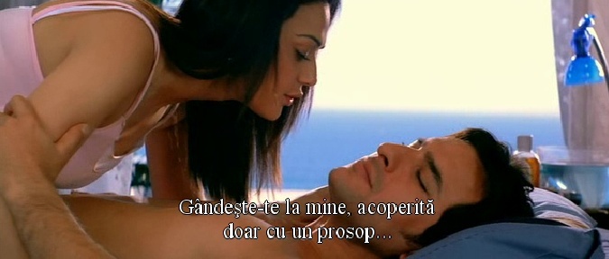 Amby: Gandeste-te la mine acoperita doar cu un prosop.