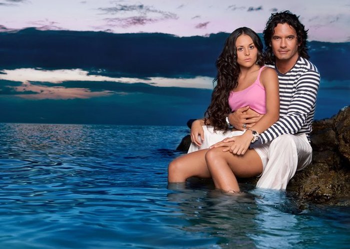 269038_229572130416511_194585080581883_695606_8083936_n