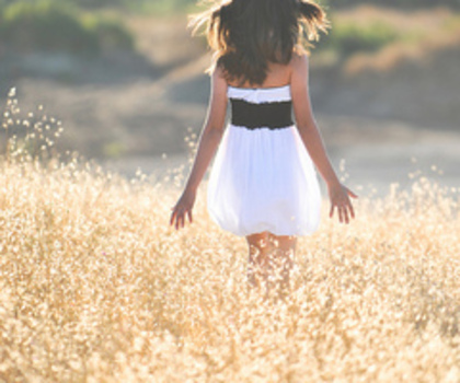 Si daca-ntro zi ma vei chema , chiar se ve intampla o minune ..