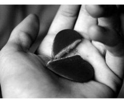 @ Toti promitem sa uitam,dar efectiv nu o facem!