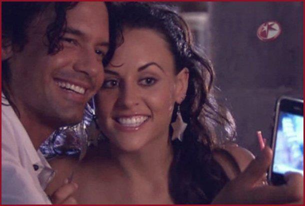 311420_266423866730674_151652008207861_804271_361408264_n - Zuria Vega