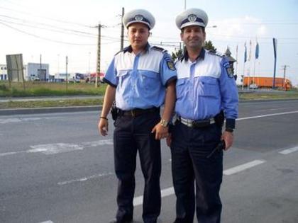 o sa stati aici pana maine la 6 fix