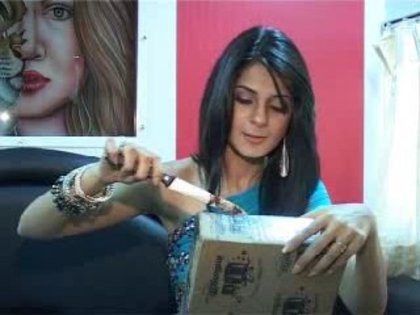 251643_150199461718708_131563576915630_300534_7838607_n - Jennifer Winget Birthday Bash