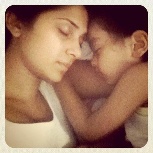 373912_224454824293171_131563576915630_521823_269789978_n - Jennifer Winget Personal Pic 2012