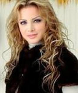 descărcare (21) - Silvia Navarro