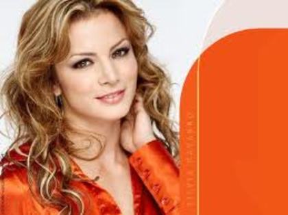 images (73) - Silvia Navarro