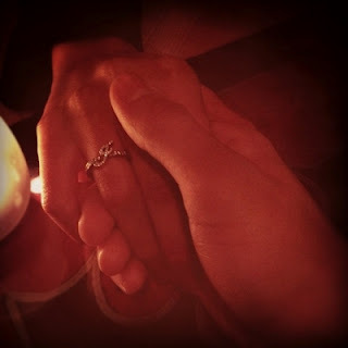 normal_2012-02-12_07a4527655da11e180c9123138016265_7 - Selena a primit inel cu diamant de la Bieber de Valentine-s Day