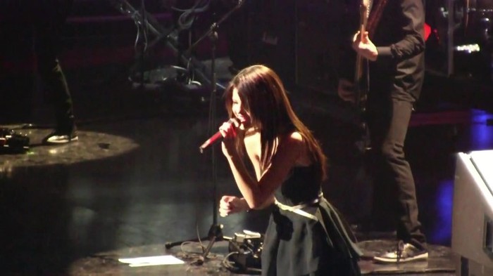 Selena Gomez- _A Year Without Rain_ (HD) at Jingle Ball December 10_ 2010 205 - Selena Gomez - A Year Without Rain at Jingle Ball December 10 2010