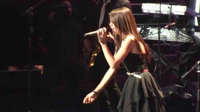 Selena Gomez- _A Year Without Rain_ (HD) at Jingle Ball December 10_ 2010 290