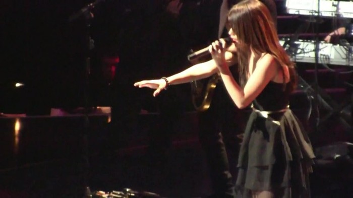 Selena Gomez- _A Year Without Rain_ (HD) at Jingle Ball December 10_ 2010 294