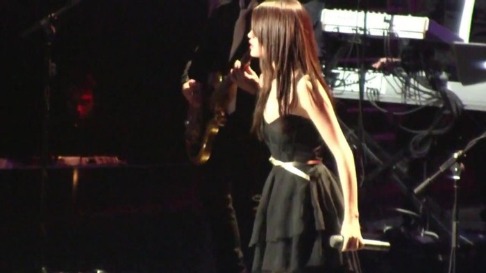 Selena Gomez- _A Year Without Rain_ (HD) at Jingle Ball December 10_ 2010 305