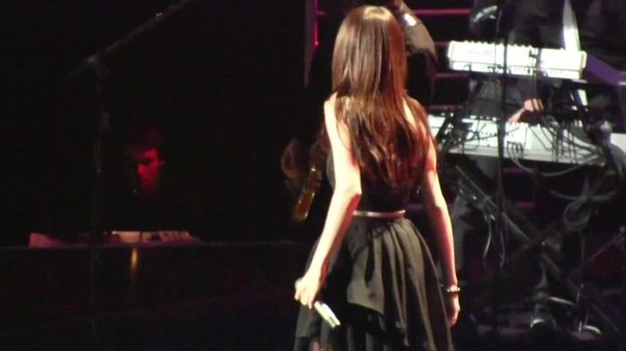 Selena Gomez- _A Year Without Rain_ (HD) at Jingle Ball December 10_ 2010 309