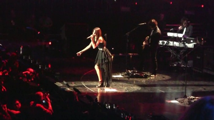 Selena Gomez- _A Year Without Rain_ (HD) at Jingle Ball December 10_ 2010 320