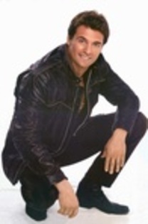 12ff7f8b9076d6759269474f4741ef8f - Juan Soler