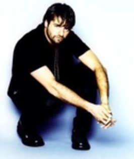 96b9487582cb677aa667a4e79de9f1f8 - Juan Soler