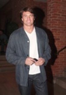 d8e7689bc920406ad9726aca32ee2e85 - Juan Soler