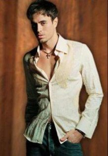Enrique_Iglesias_1261761194_2