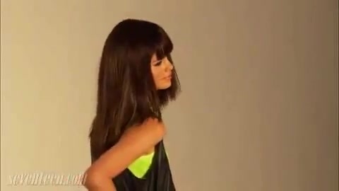 Selena Gomez - Seventeen Magazine Photoshoot (Behind the Scenes 2009) 097 - Seventeen Magazine Photoshoot Behind the Scenes 2009 part 1