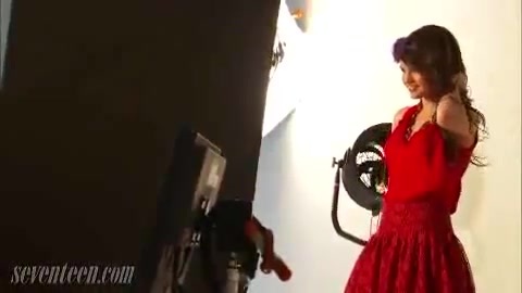 Selena Gomez - Seventeen Magazine Photoshoot (Behind the Scenes 2009) 289 - Seventeen Magazine Photoshoot Behind the Scenes 2009 part 1