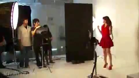 Selena Gomez - Seventeen Magazine Photoshoot (Behind the Scenes 2009) 417