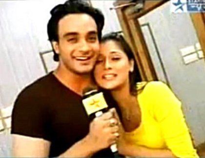 Sara & Angad in Love [13]