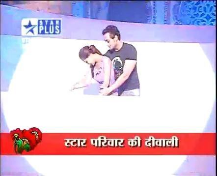 Sara & Angad in Love [28]