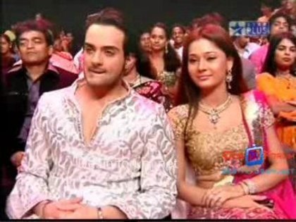 Sara & Angad in Love [58] - Sara si Angad