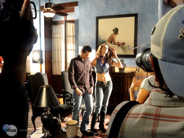 6ce0eb9841591102fad7200