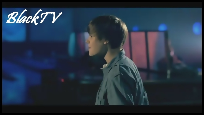 Sunt pe drum spre razboi! [rade si mergand cu Jessica in clasa]