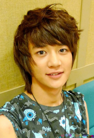 SHINee_Minho_24122009133921 - Minho