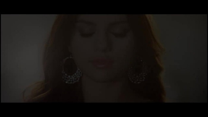 Selena Gomez & The Scene - Who Says 003