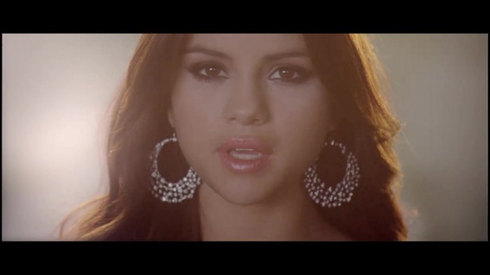 Selena Gomez & The Scene - Who Says 012 - Who Says Official Music Video Screencaps