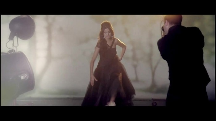 Selena Gomez & The Scene - Who Says 046