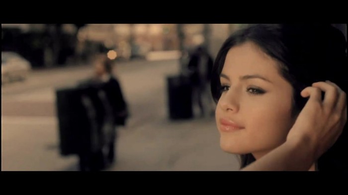 Selena Gomez & The Scene - Who Says 079