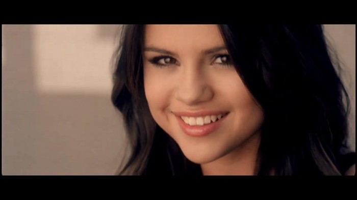 Selena Gomez & The Scene - Who Says 169