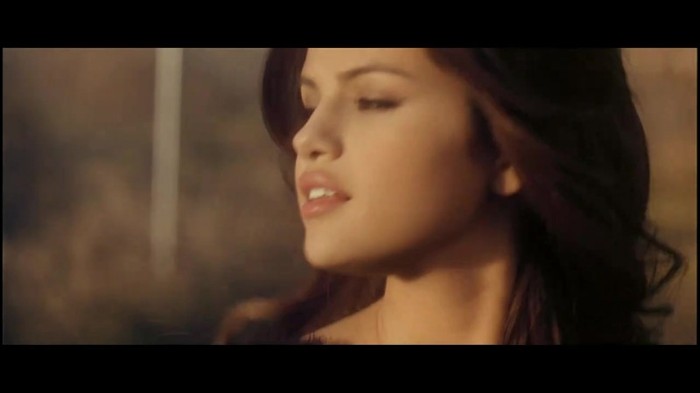 Selena Gomez & The Scene - Who Says 245
