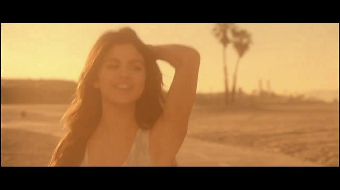 Selena Gomez & The Scene - Who Says 382