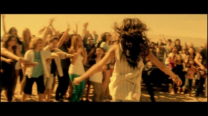 Selena Gomez & The Scene - Who Says 405 - Who Says Official Music Video Screencaps