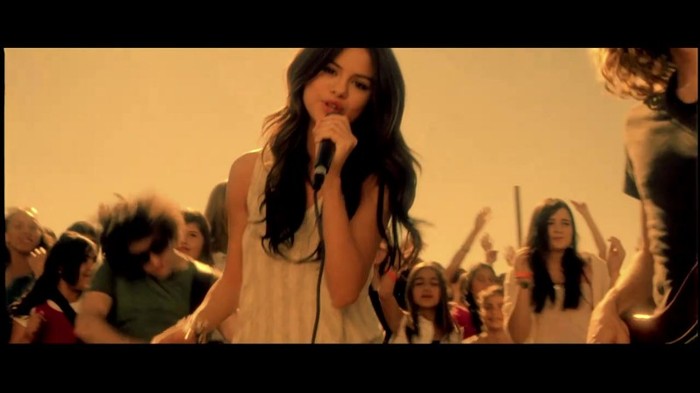 Selena Gomez & The Scene - Who Says 410 - Who Says Official Music Video Screencaps