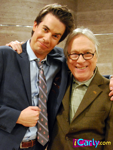 16811_3768371480 - icarly