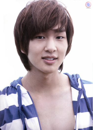 tumblr_lei3wmw7xN1qg3fzto1_500 - Onew