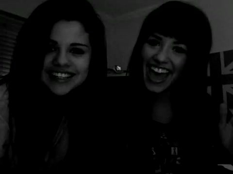 demi Lovato and Selena Gomez shout outs!! 010