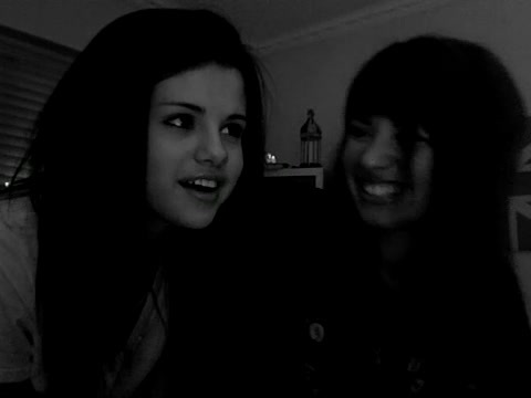 demi Lovato and Selena Gomez shout outs!! 520