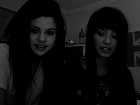 demi Lovato and Selena Gomez shout outs!! 1014