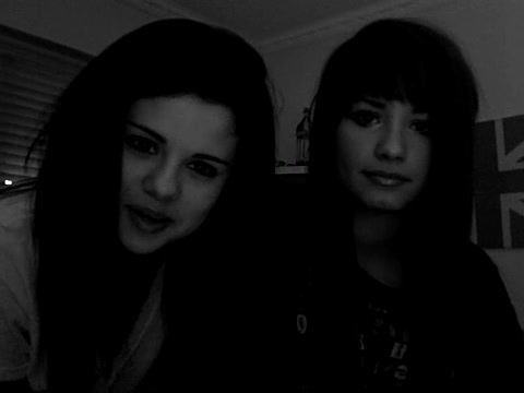 demi Lovato and Selena Gomez shout outs!! 585