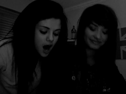 demi Lovato and Selena Gomez shout outs!! 175